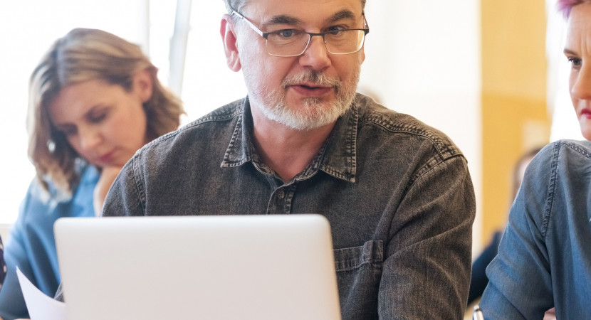 Werken met het raamwerk voor AI-geletterdheid